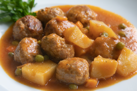 ALBÓNDIGAS EN SALSA ALBÓNDIGAS EN SALSA
