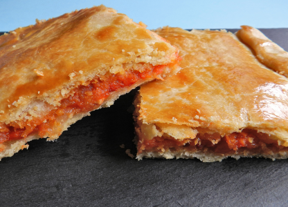 EMPANADA DE ATÚN Y PISTO EMPANADA DE ATÚN Y PISTO