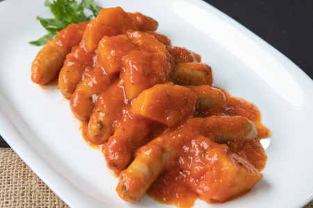 SALCHICHAS CON TOMATE SALCHICHAS CON TOMATE