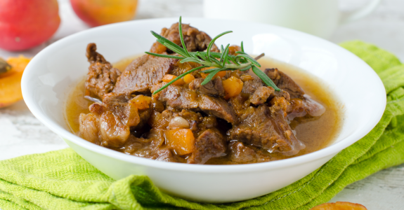 CALDERETA DE CORDERO MANCHEGO CALDERETA DE CORDERO MANCHEGO